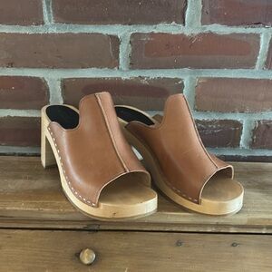 Hasbeens wooden Sandler